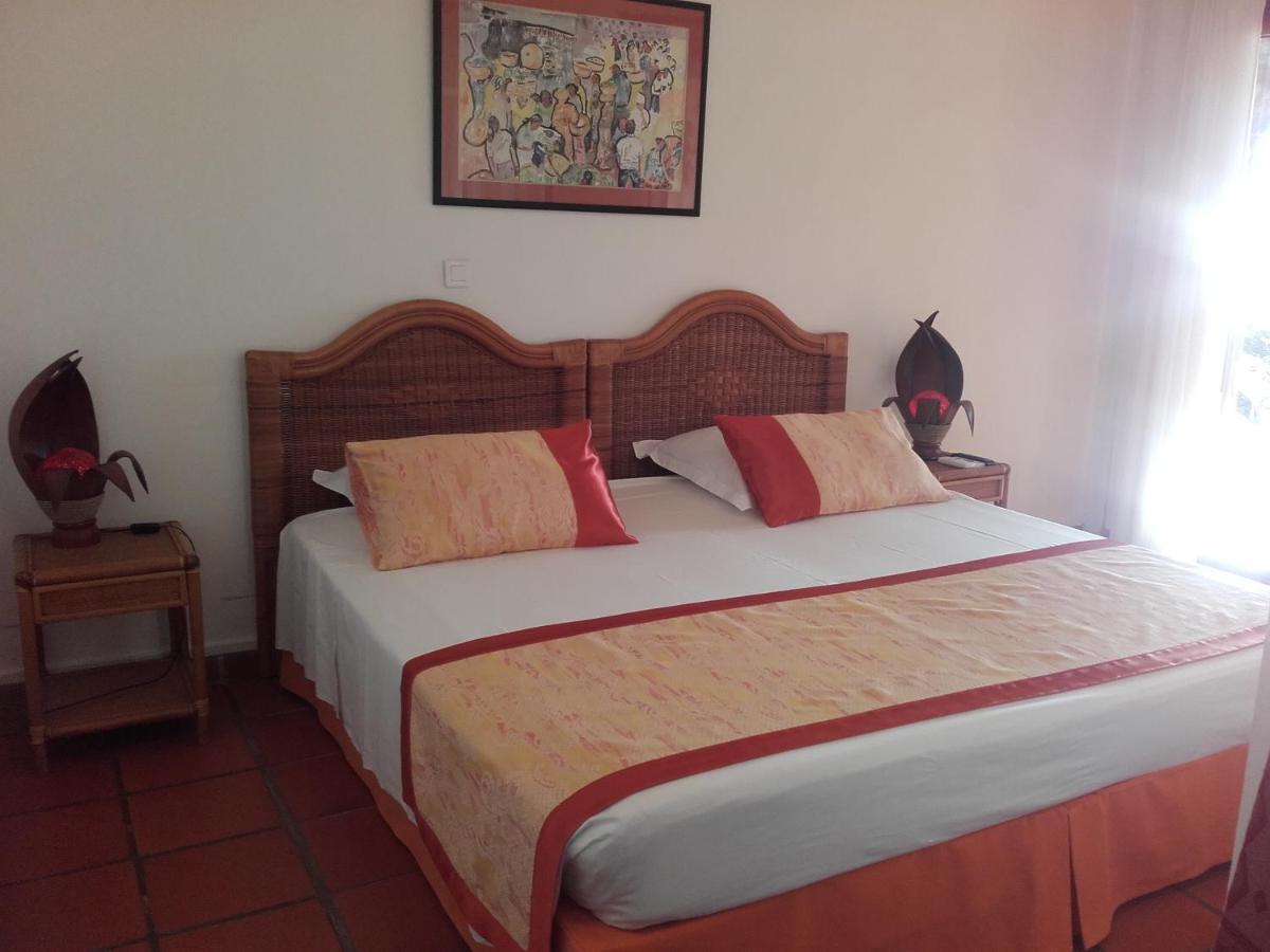 Chambre D'Hotes "Villa Rayon Vert" Deshaies Luaran gambar