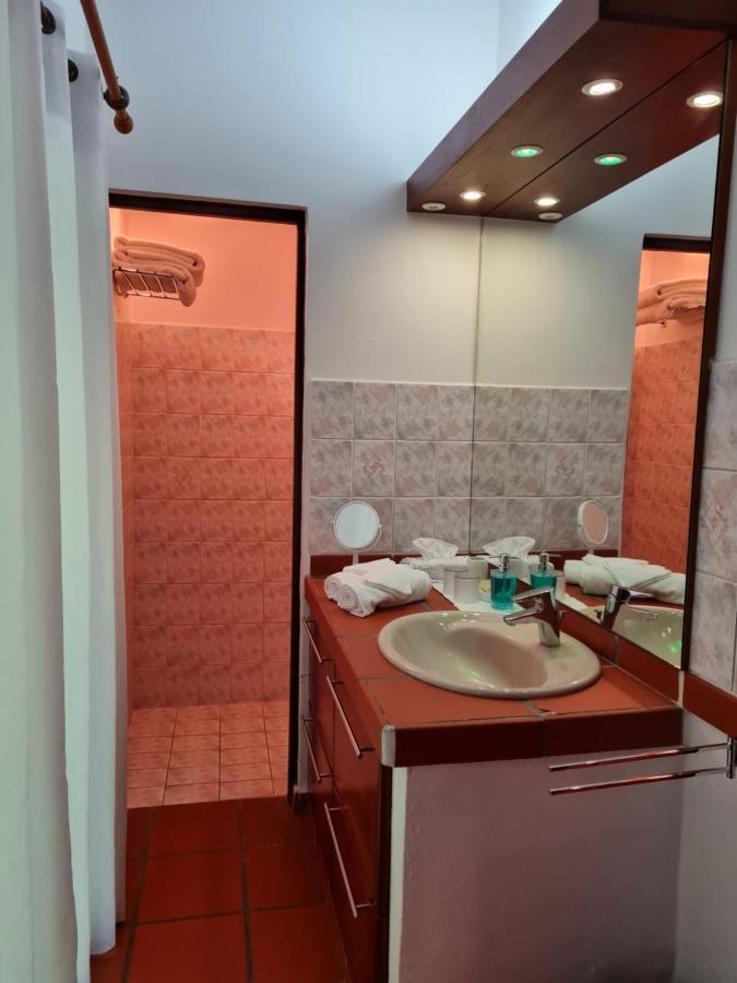 Chambre D'Hotes "Villa Rayon Vert" Deshaies Luaran gambar