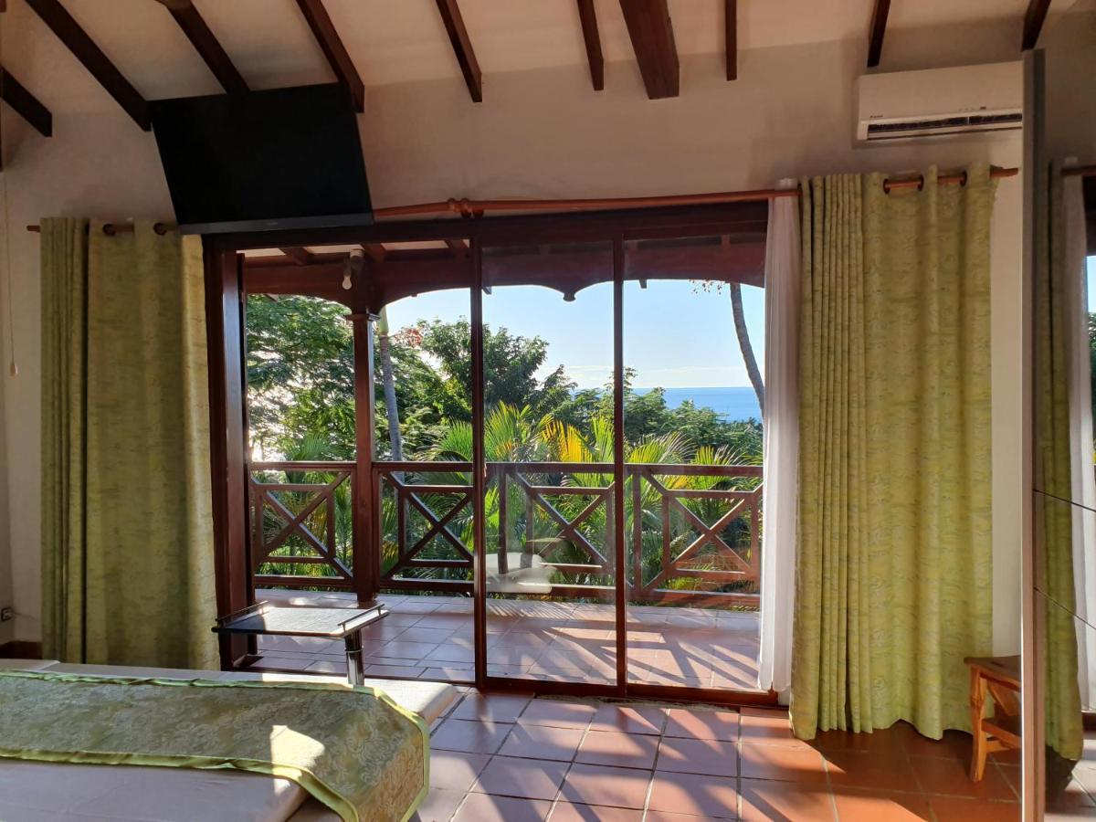 Chambre D'Hotes "Villa Rayon Vert" Deshaies Luaran gambar