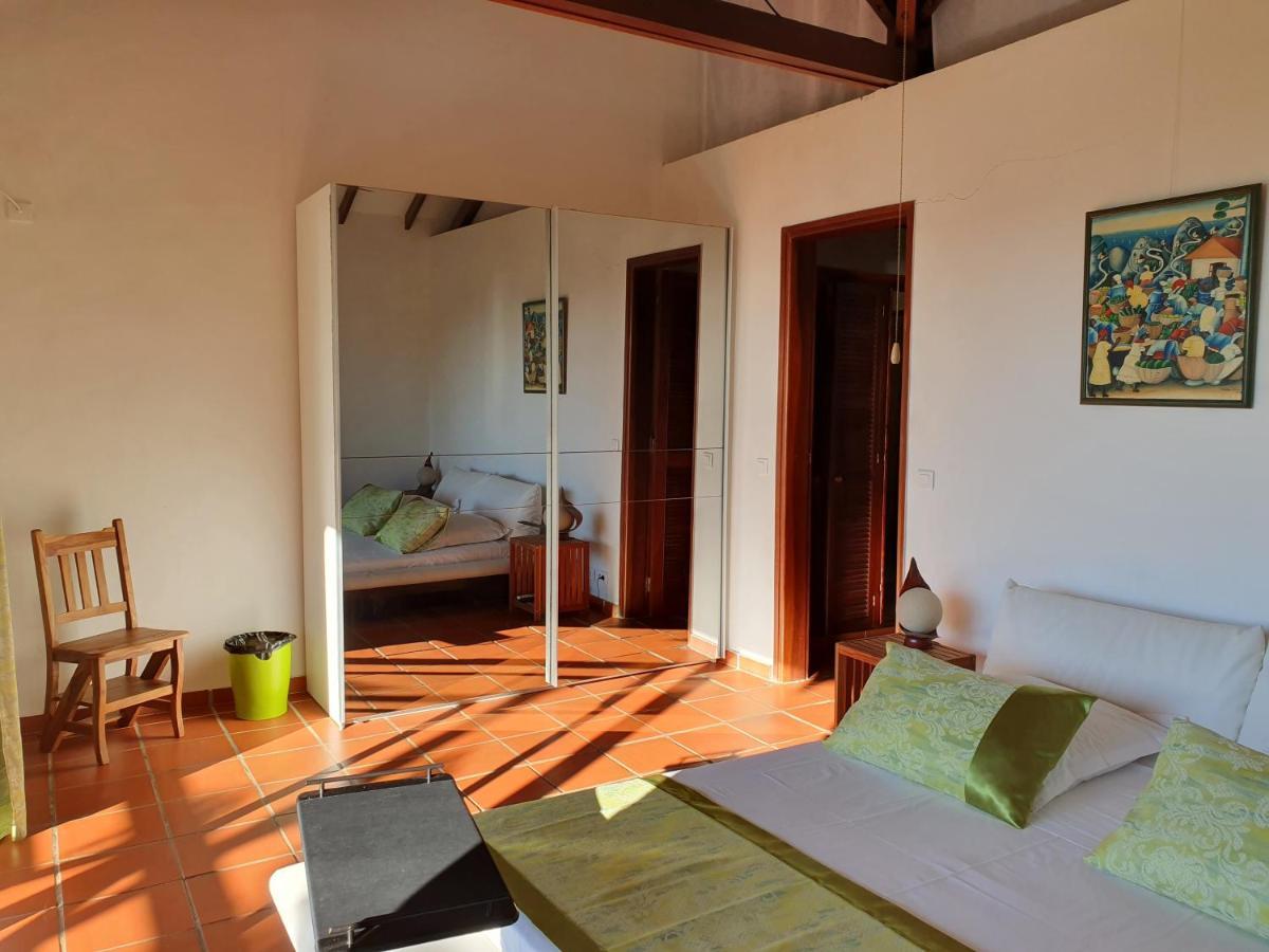 Chambre D'Hotes "Villa Rayon Vert" Deshaies Luaran gambar