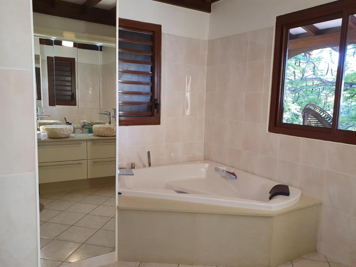 Chambre D'Hotes "Villa Rayon Vert" Deshaies Luaran gambar